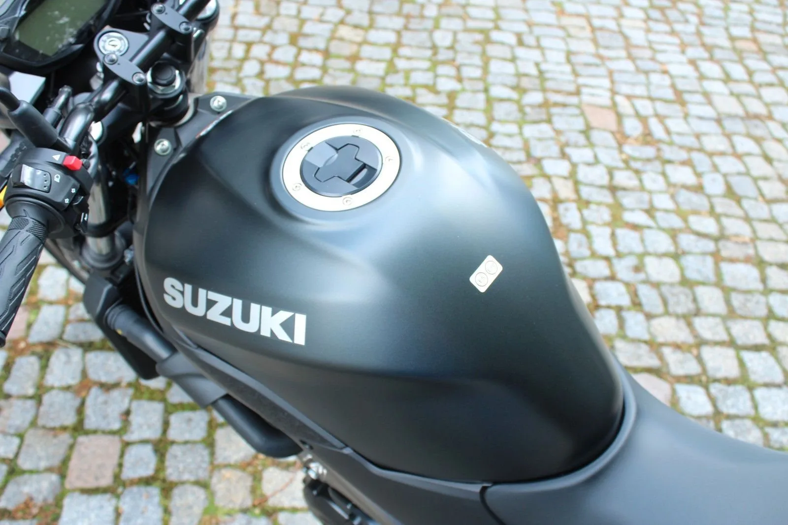 Suzuki SV650