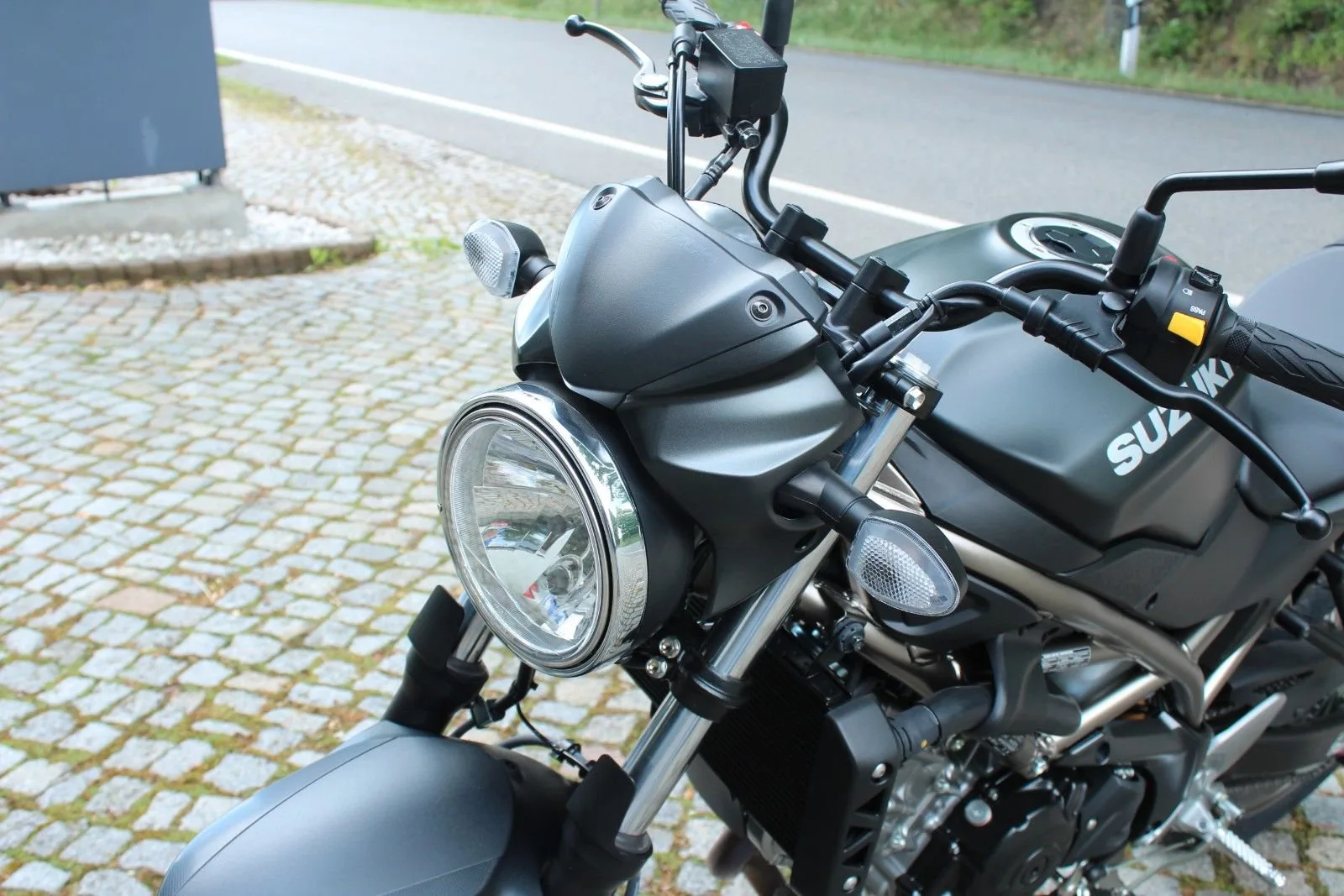 Suzuki SV650