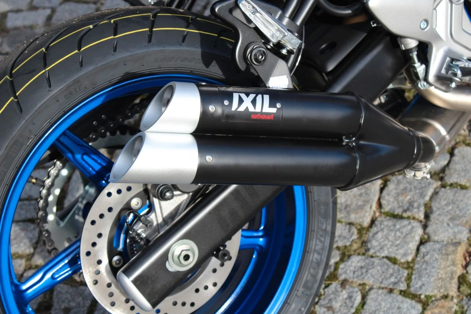 Suzuki SV650
