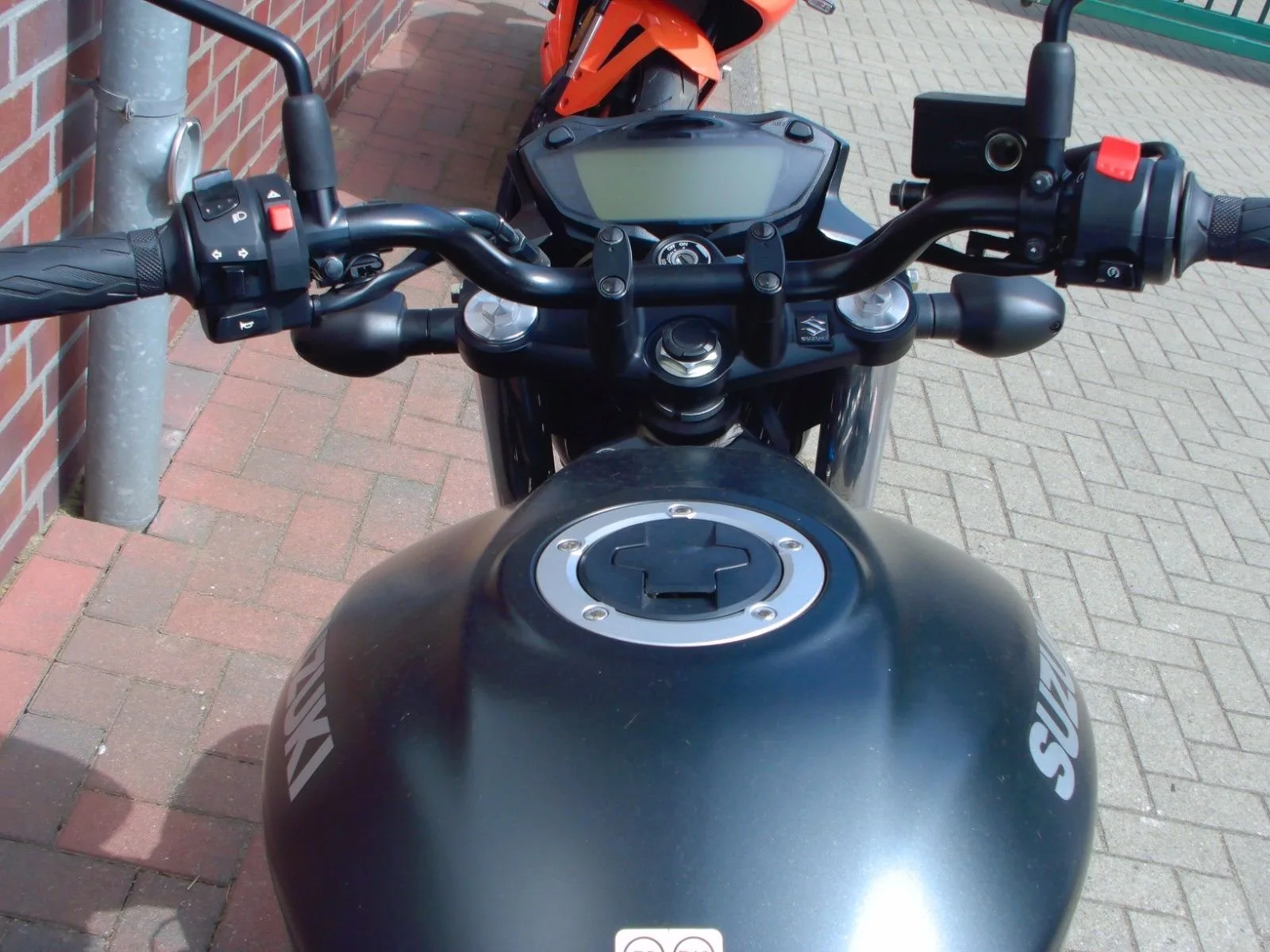 Suzuki SV650