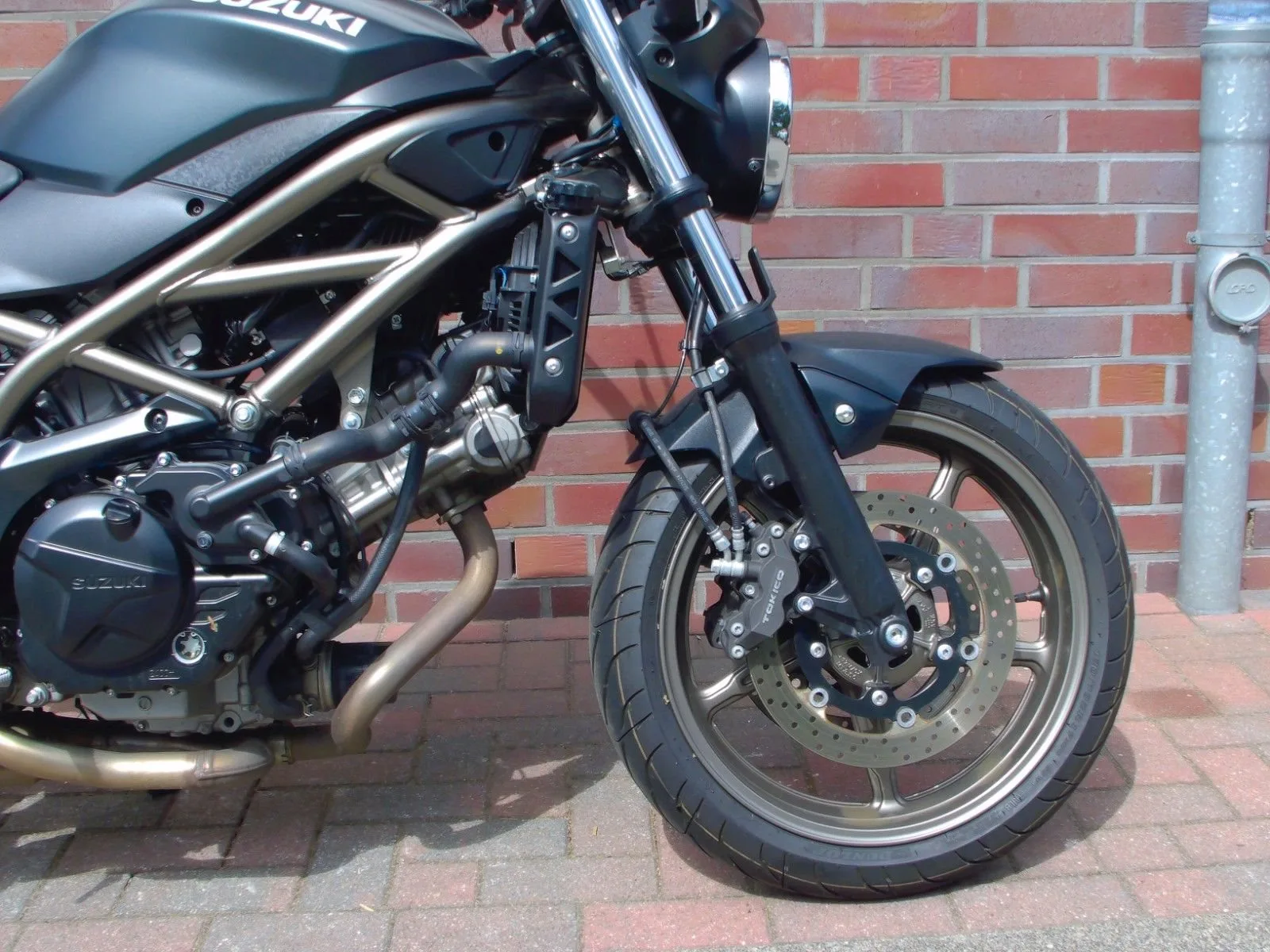 Suzuki SV650