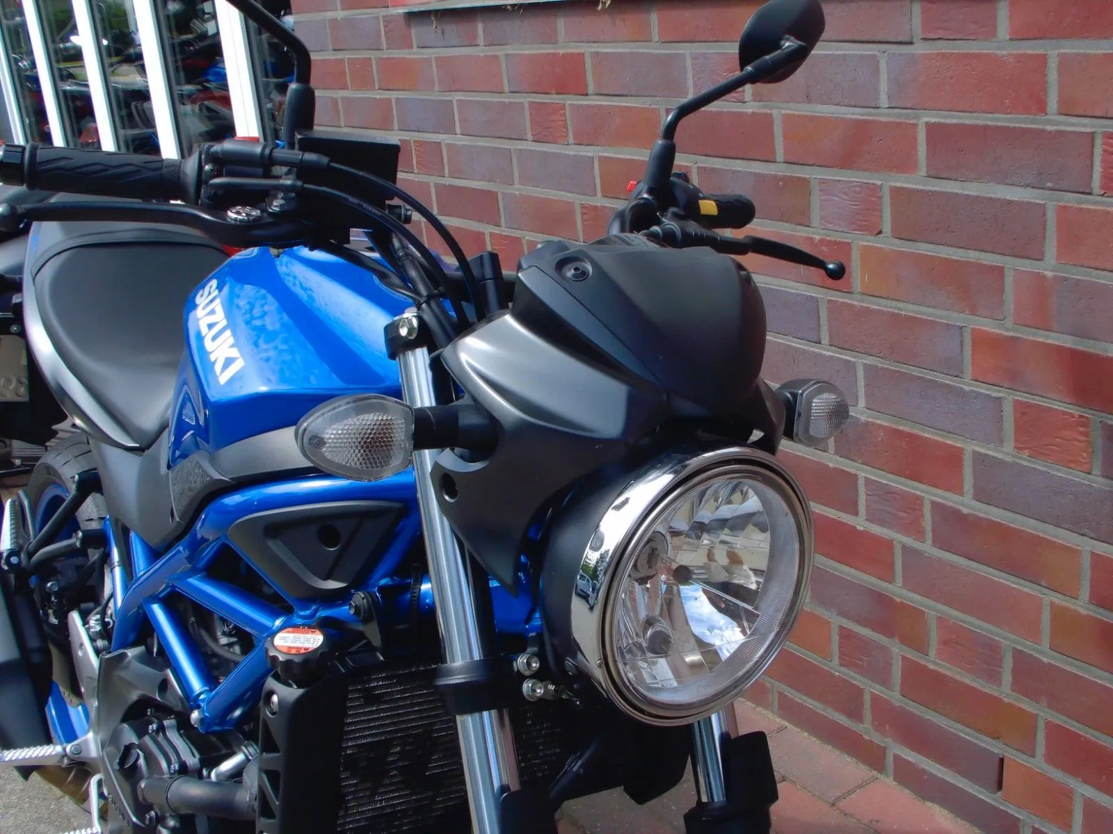 Suzuki SV650