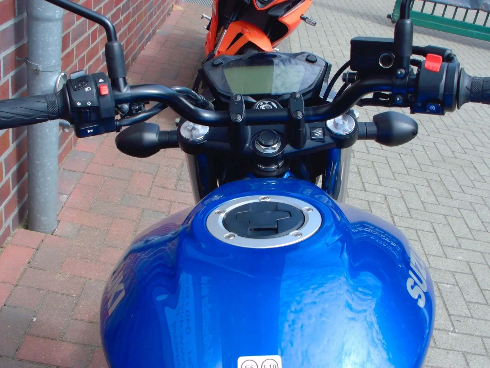 Suzuki SV650