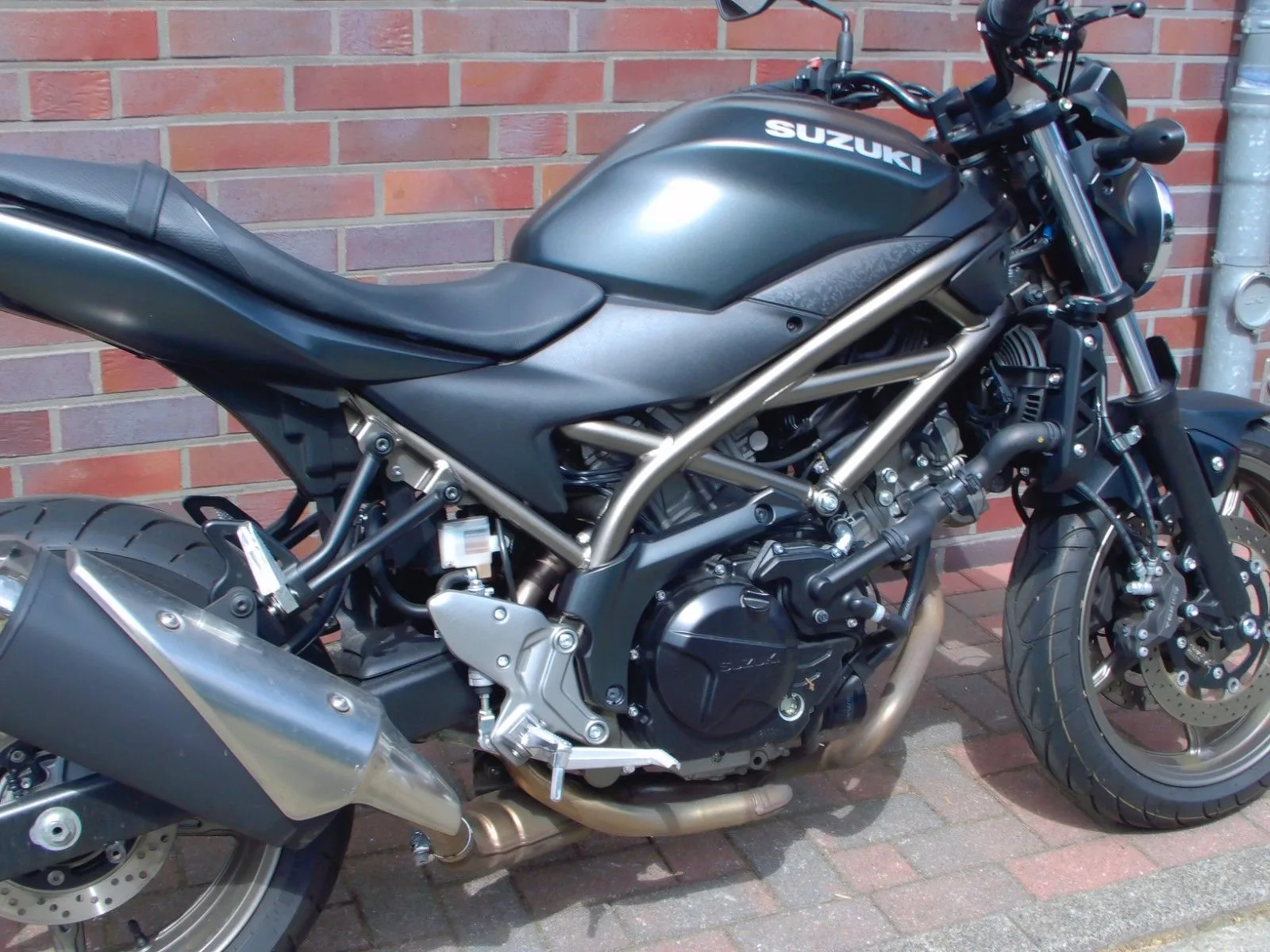 Suzuki SV650