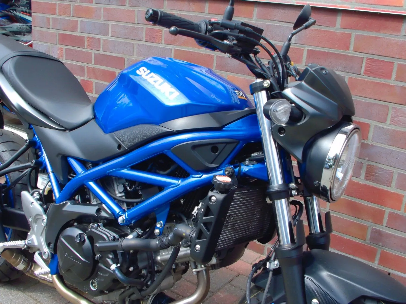 Suzuki SV650