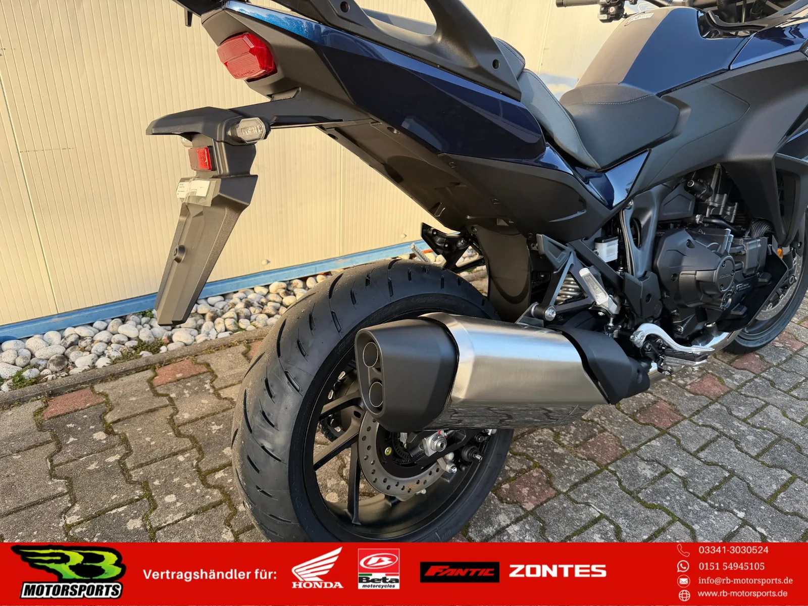 Honda NT1100 DCT Electronic Suspension