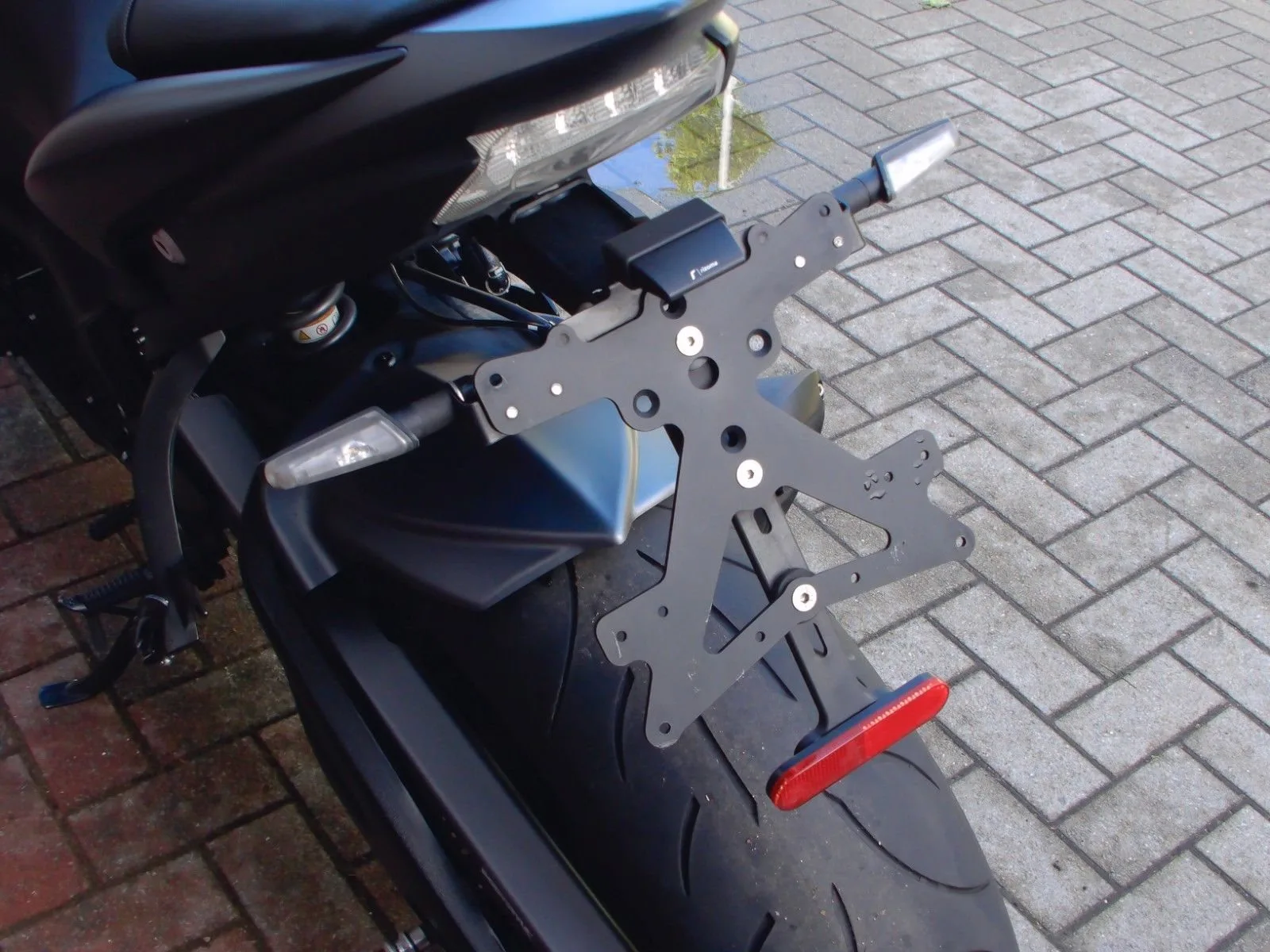 Suzuki GSX-S1000F GSX-S 1000 F ABS 1. Hand