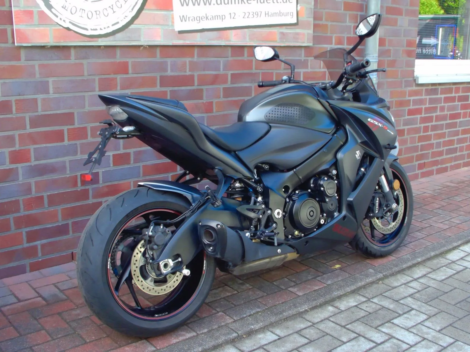 Suzuki GSX-S1000F GSX-S 1000 F ABS 1. Hand