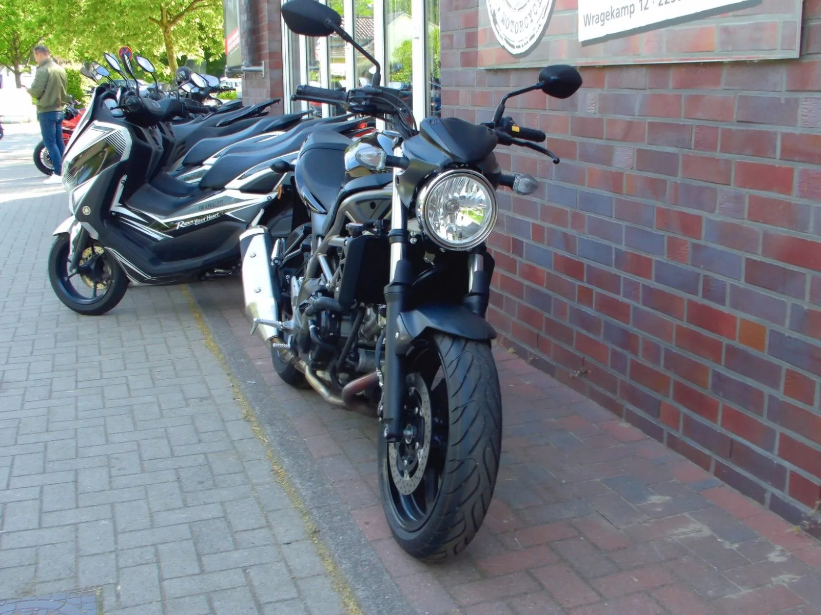 Suzuki SV650