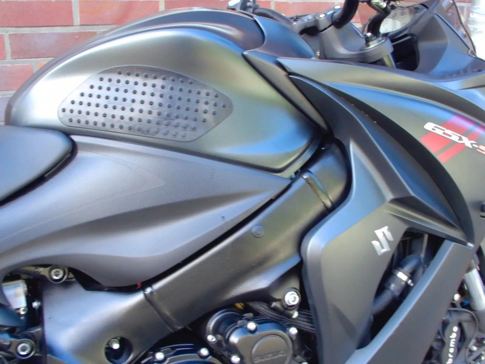 Suzuki GSX-S1000F GSX-S 1000 F ABS 1. Hand