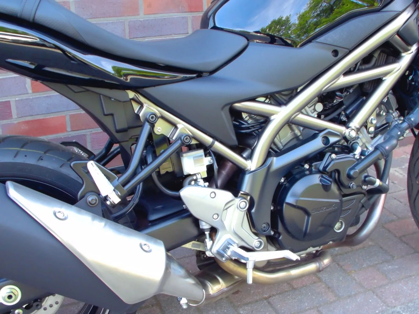 Suzuki SV650