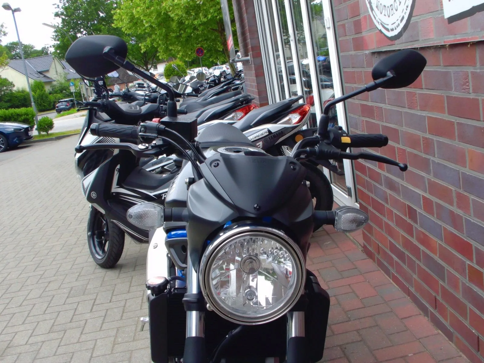 Suzuki SV650 ABS 1. Hand