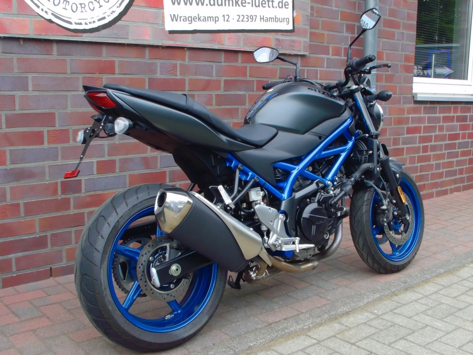 Suzuki SV650 ABS 1. Hand