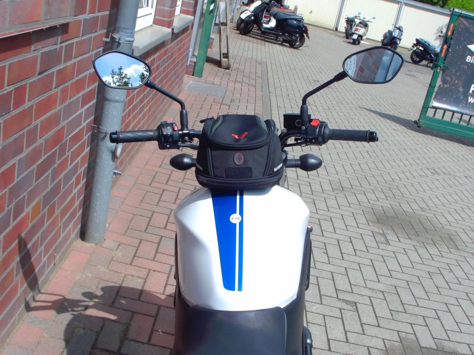 Suzuki SV650 ABS 1. Hand