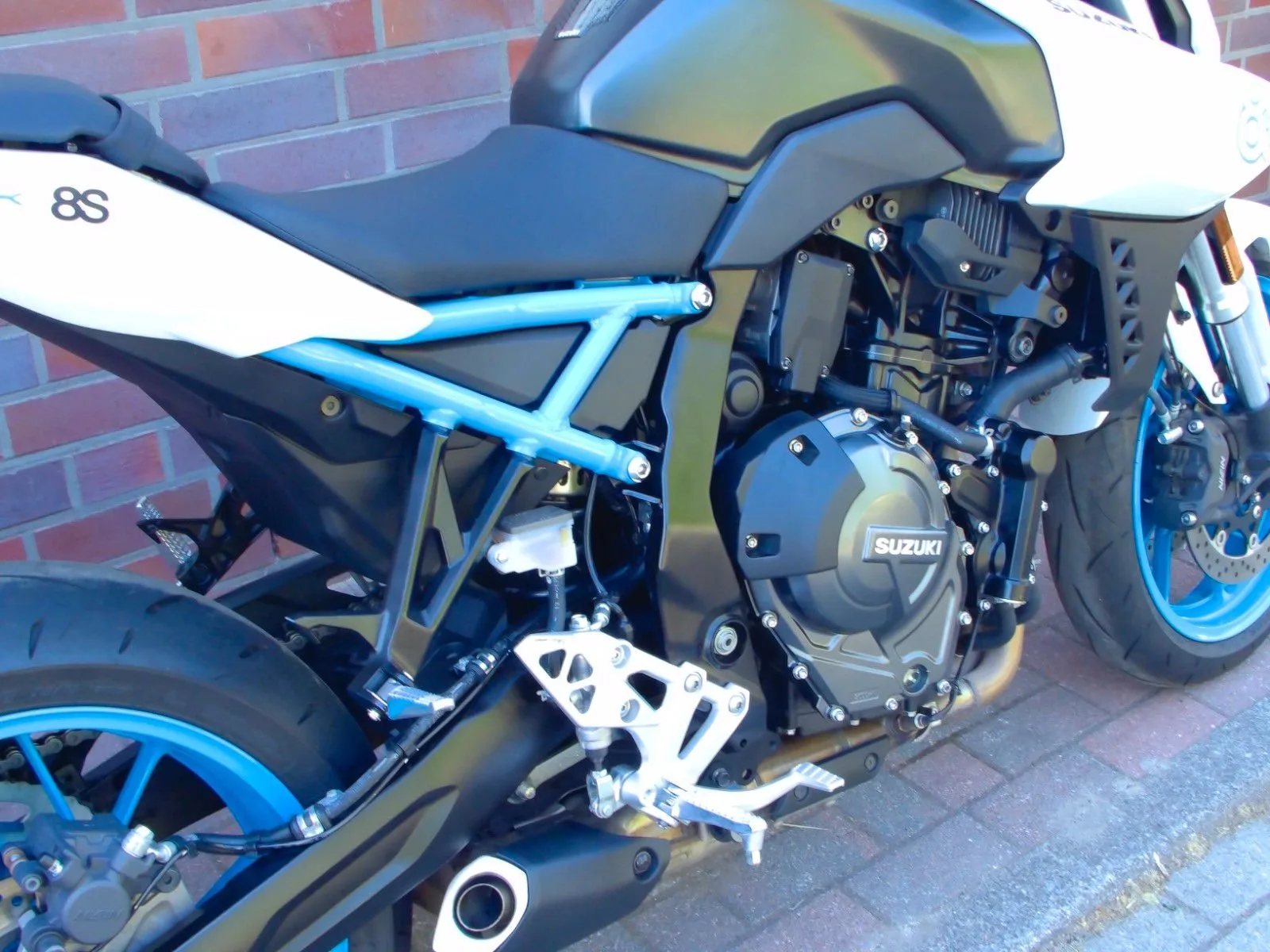 Suzuki GSX-8S ABS
