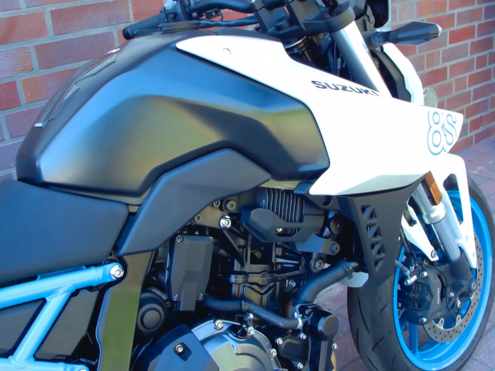Suzuki GSX-8S ABS