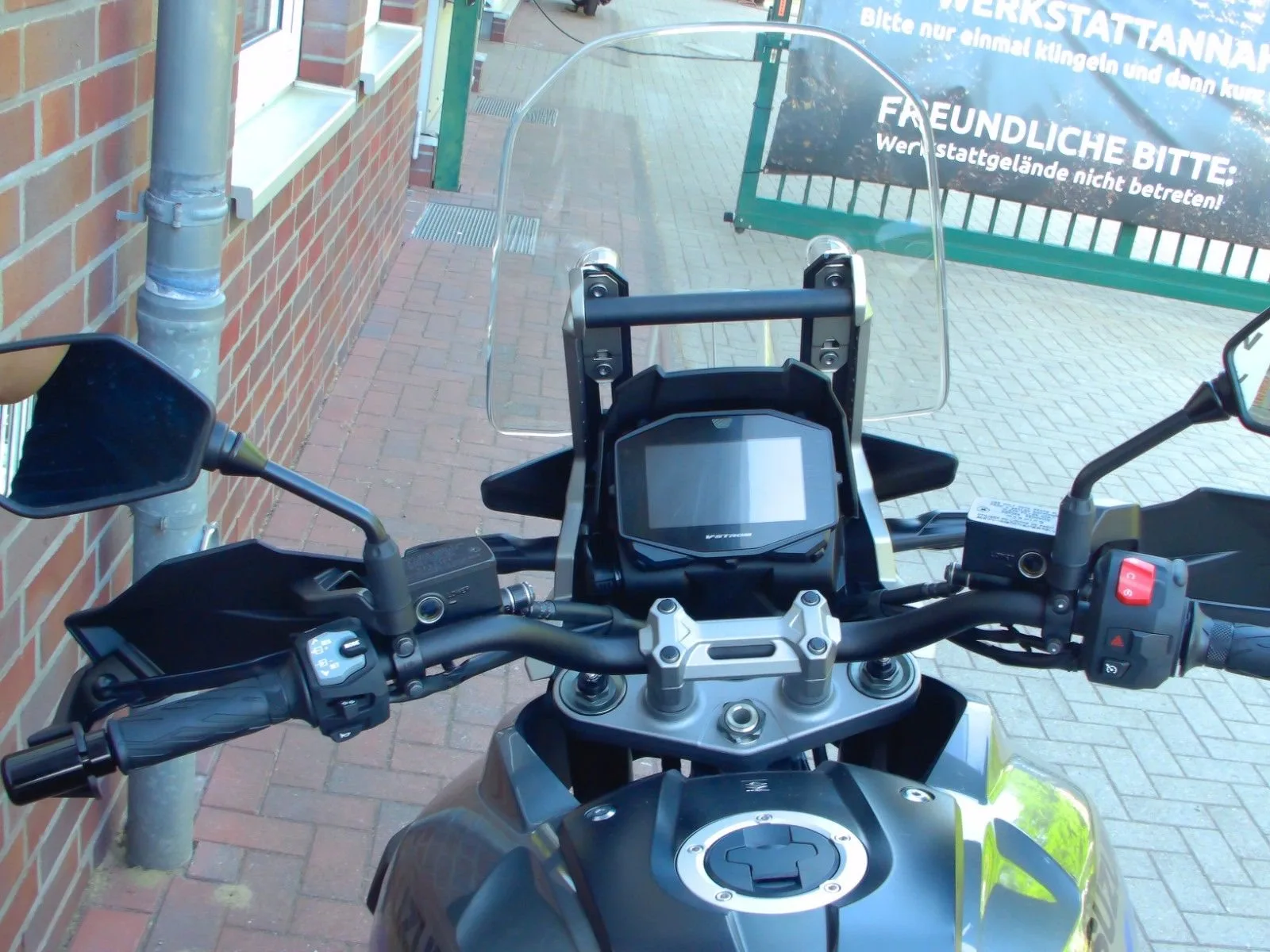 Suzuki V-Strom 1050 DL 1050 V-Strom ABS