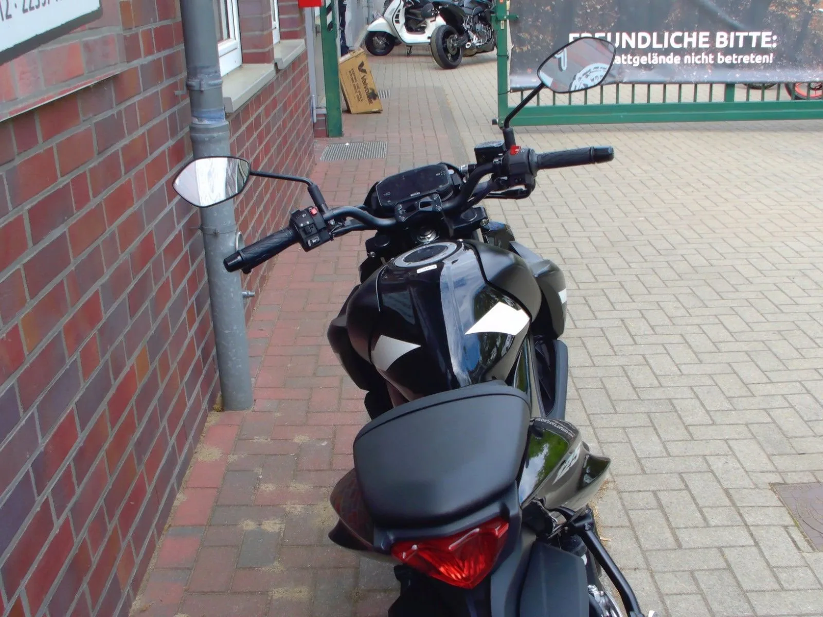 Suzuki GSX-S125