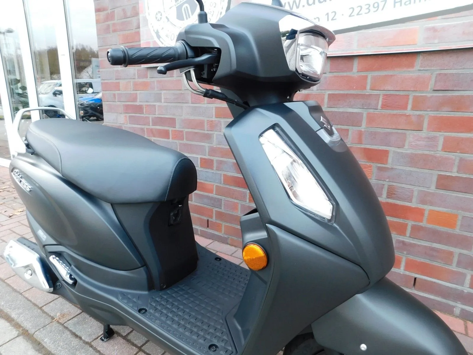 Suzuki Address 125