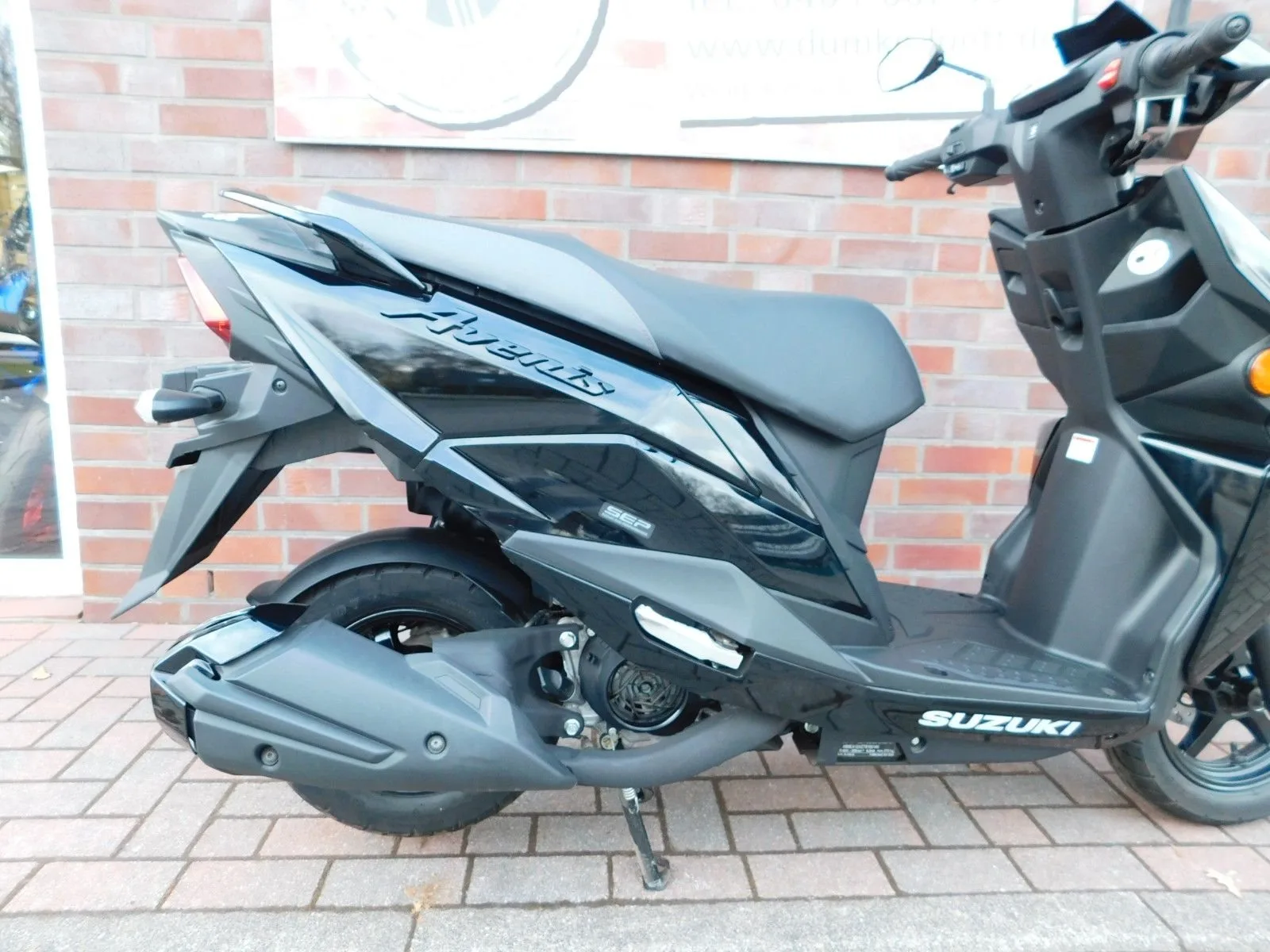 Suzuki Avenis 125