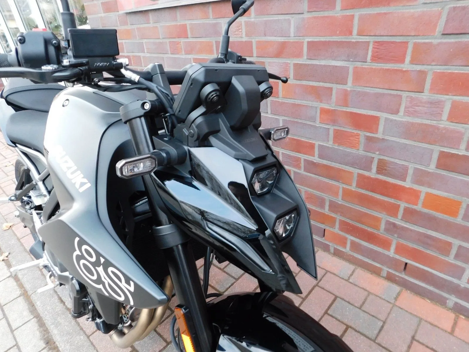 Suzuki GSX-8S