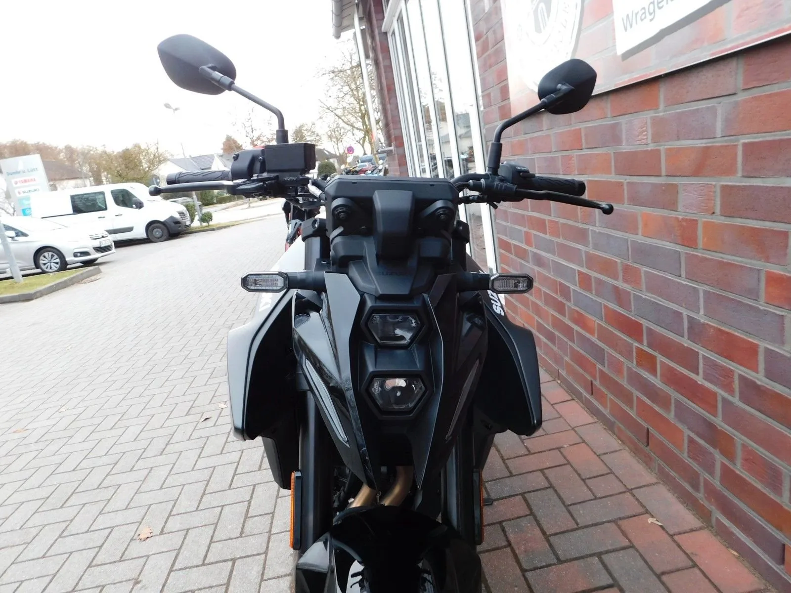 Suzuki GSX-8S