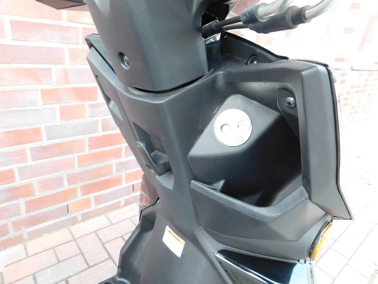 Suzuki Avenis 125