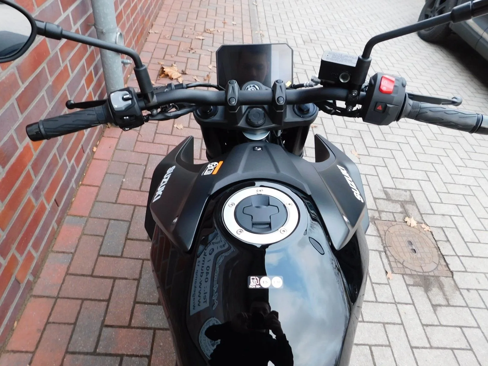 Suzuki GSX-8S