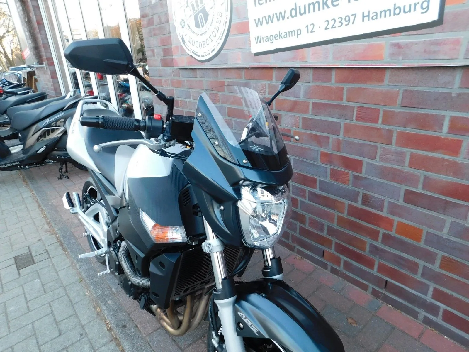 Suzuki GSR 600 ABS