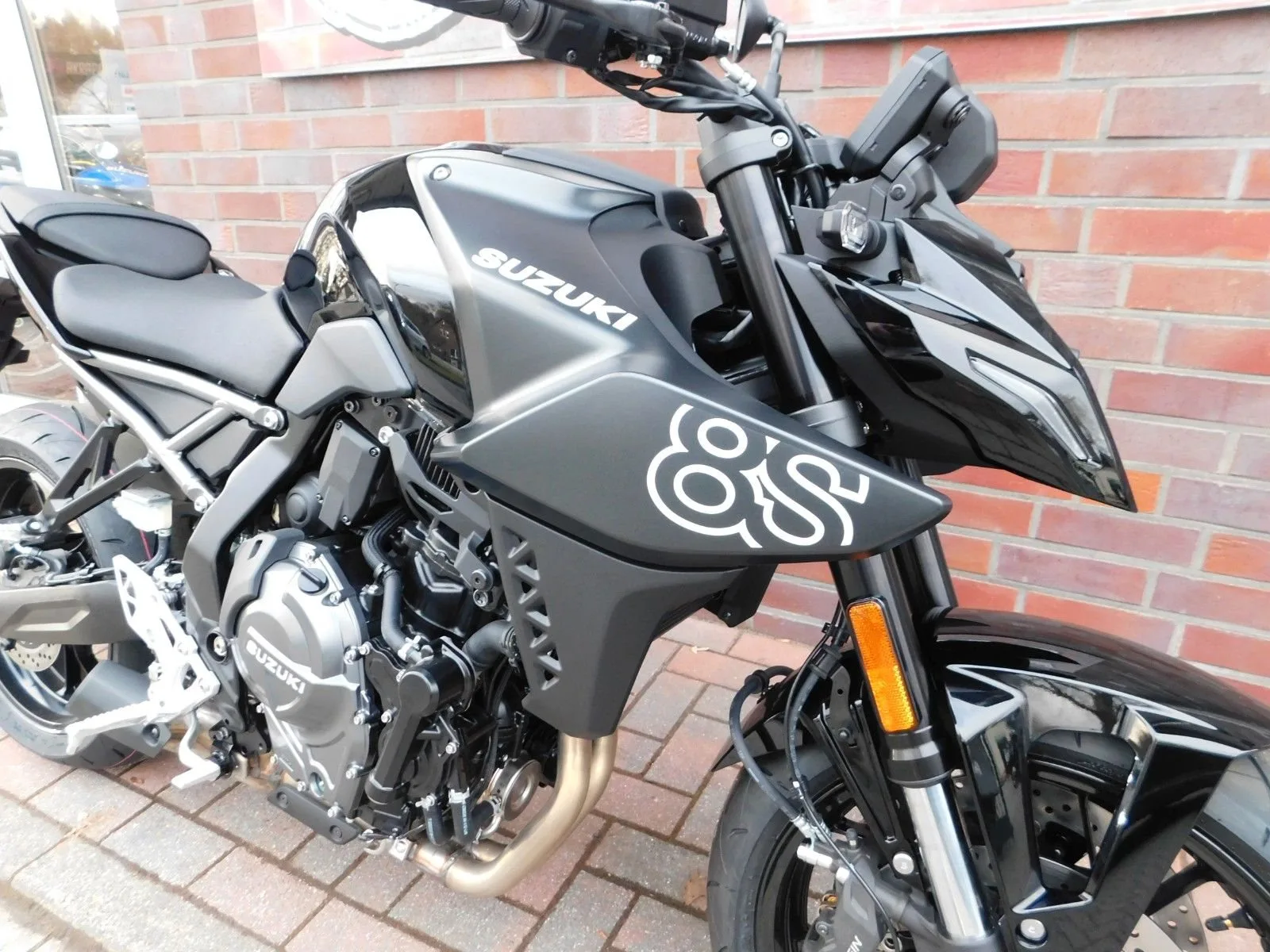 Suzuki GSX-8S