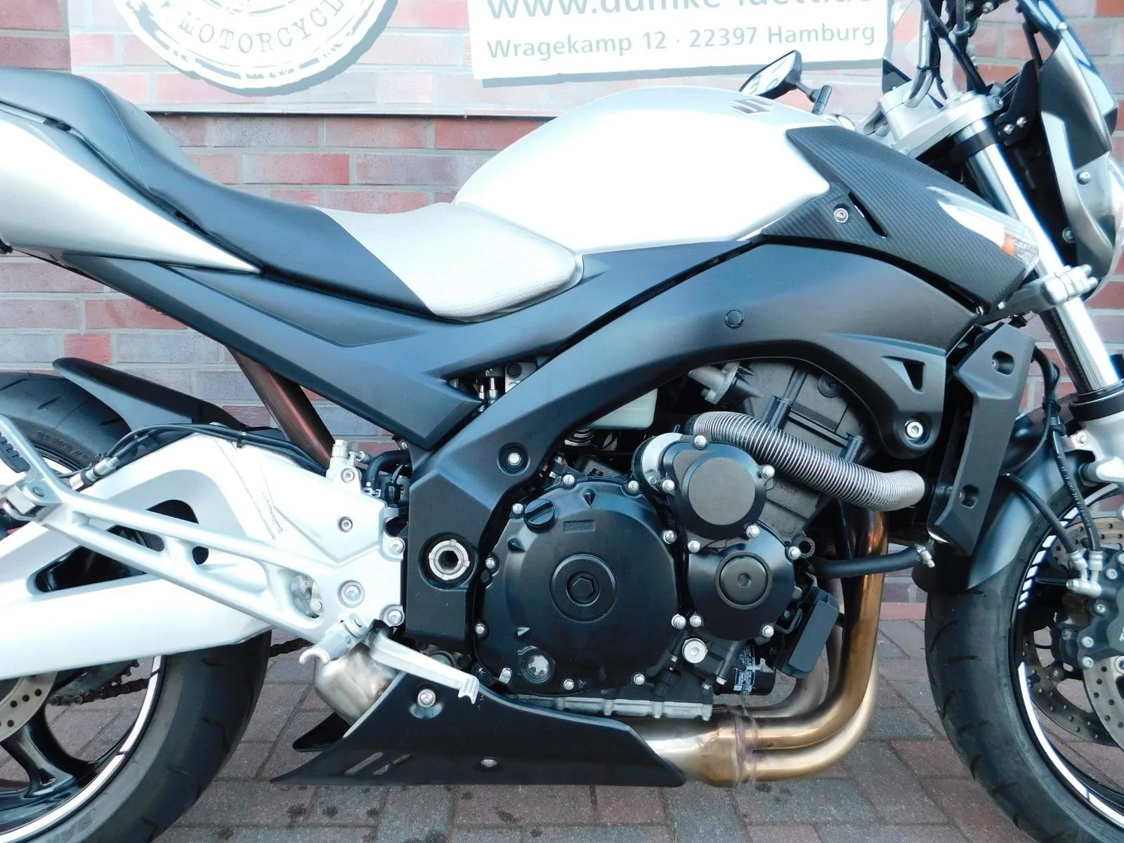 Suzuki GSR 600 ABS