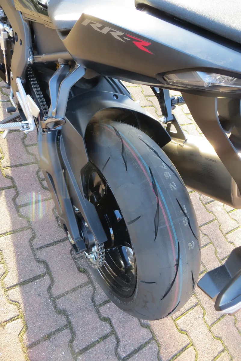 Honda CBR1000RR-R Fireblade SP Neu - Finanzierung