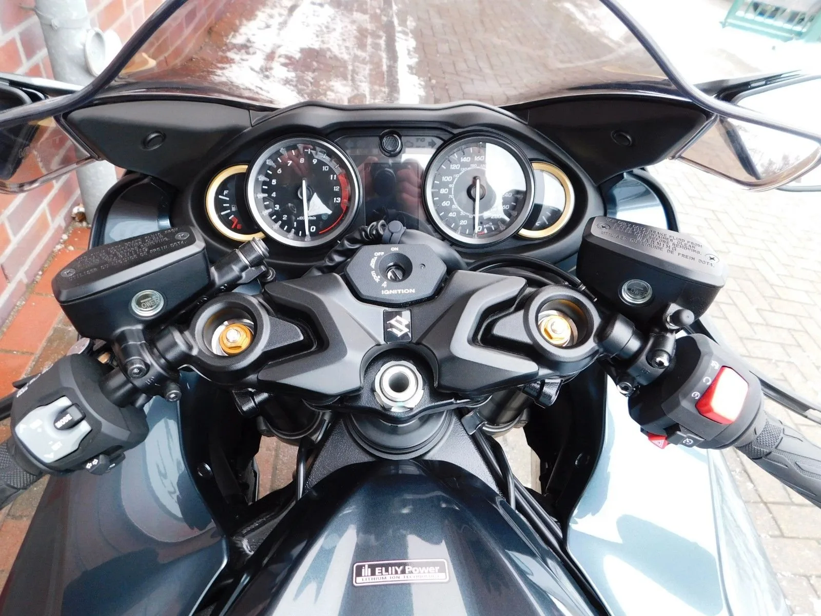 Suzuki GSX 1300 R