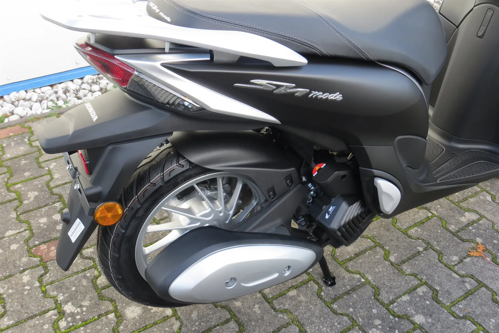 Honda SH Mode 125 Neu - Am Lager - Finanzierung ab 49,- € mtl.\*