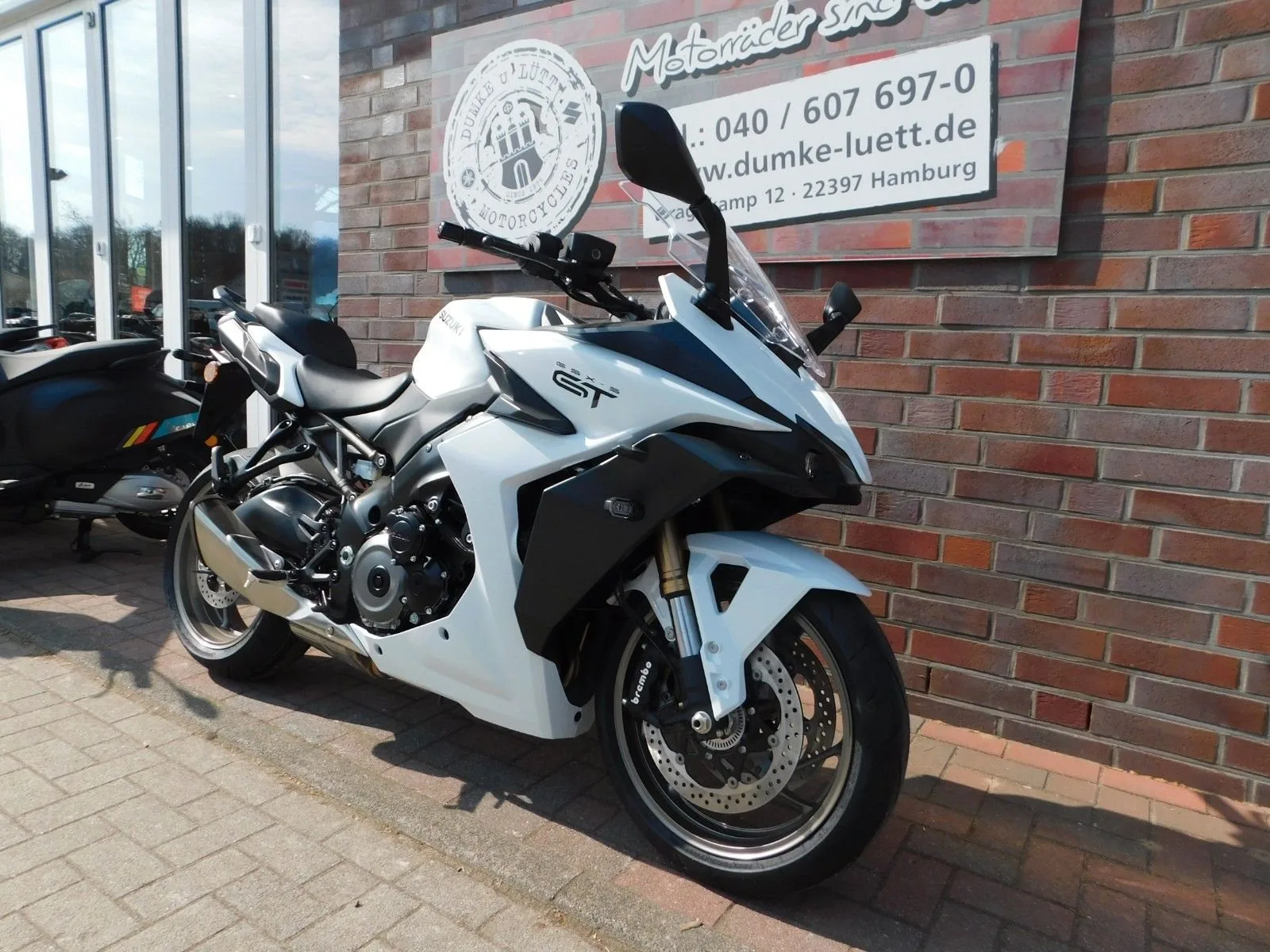 Suzuki GSX-S1000GT