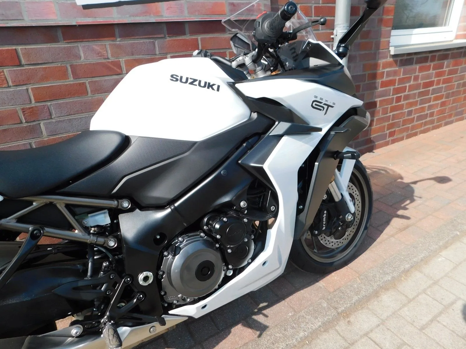 Suzuki GSX-S1000GT