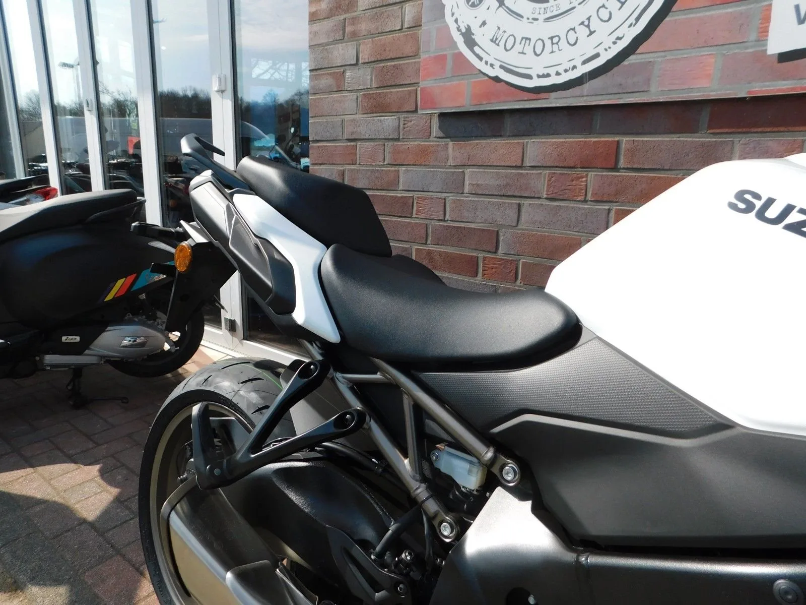 Suzuki GSX-S1000GT
