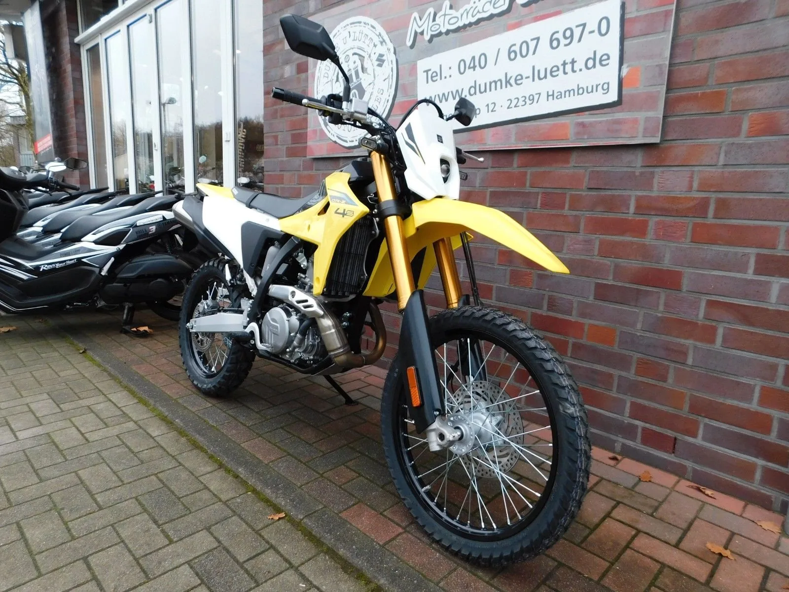 Suzuki DR-Z4S