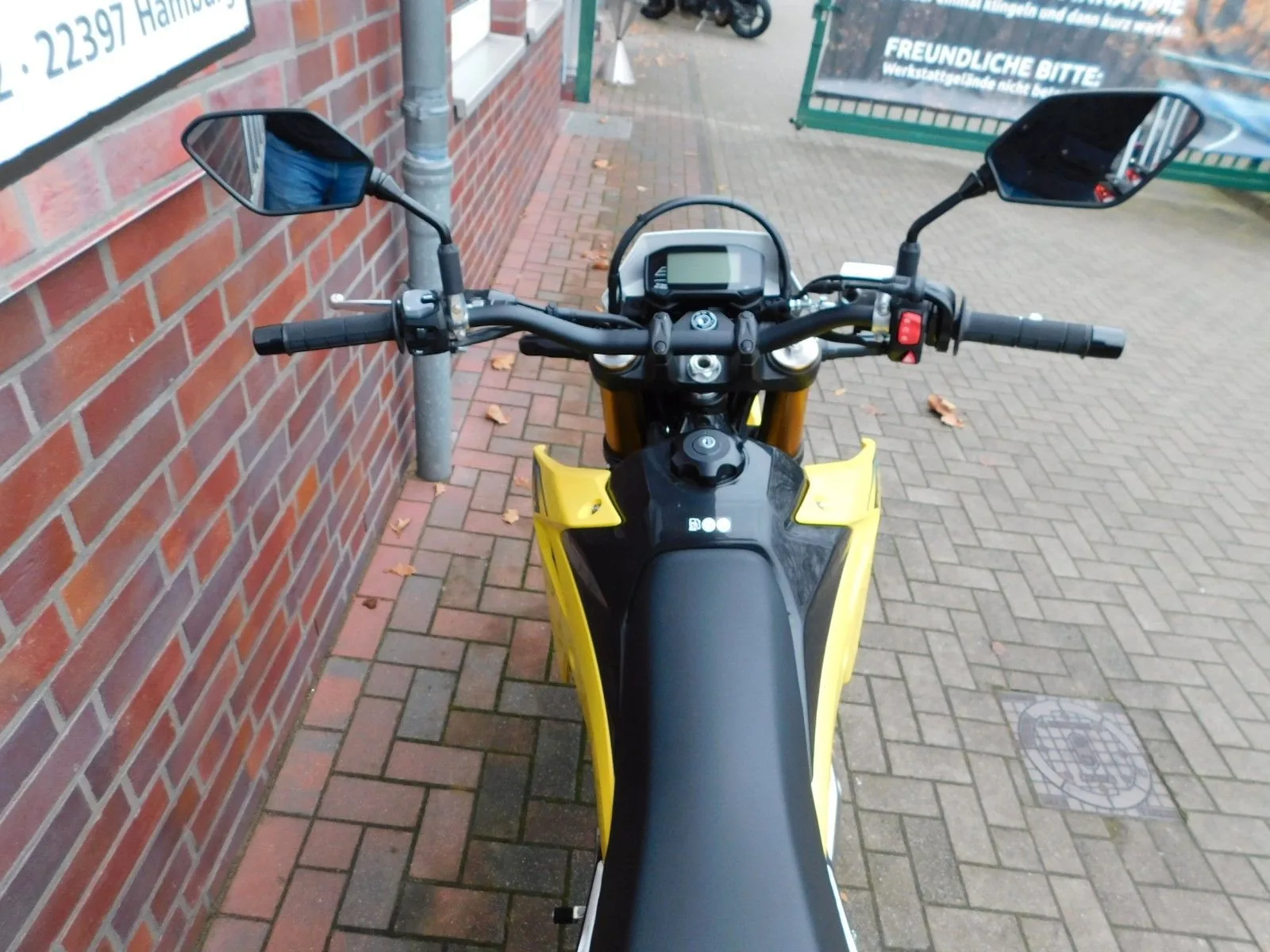 Suzuki DR-Z4S