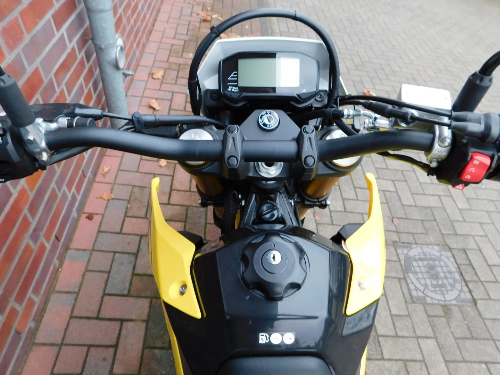 Suzuki DR-Z4S