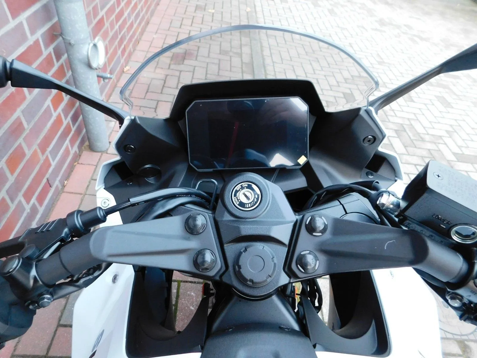 Suzuki GSX-8R