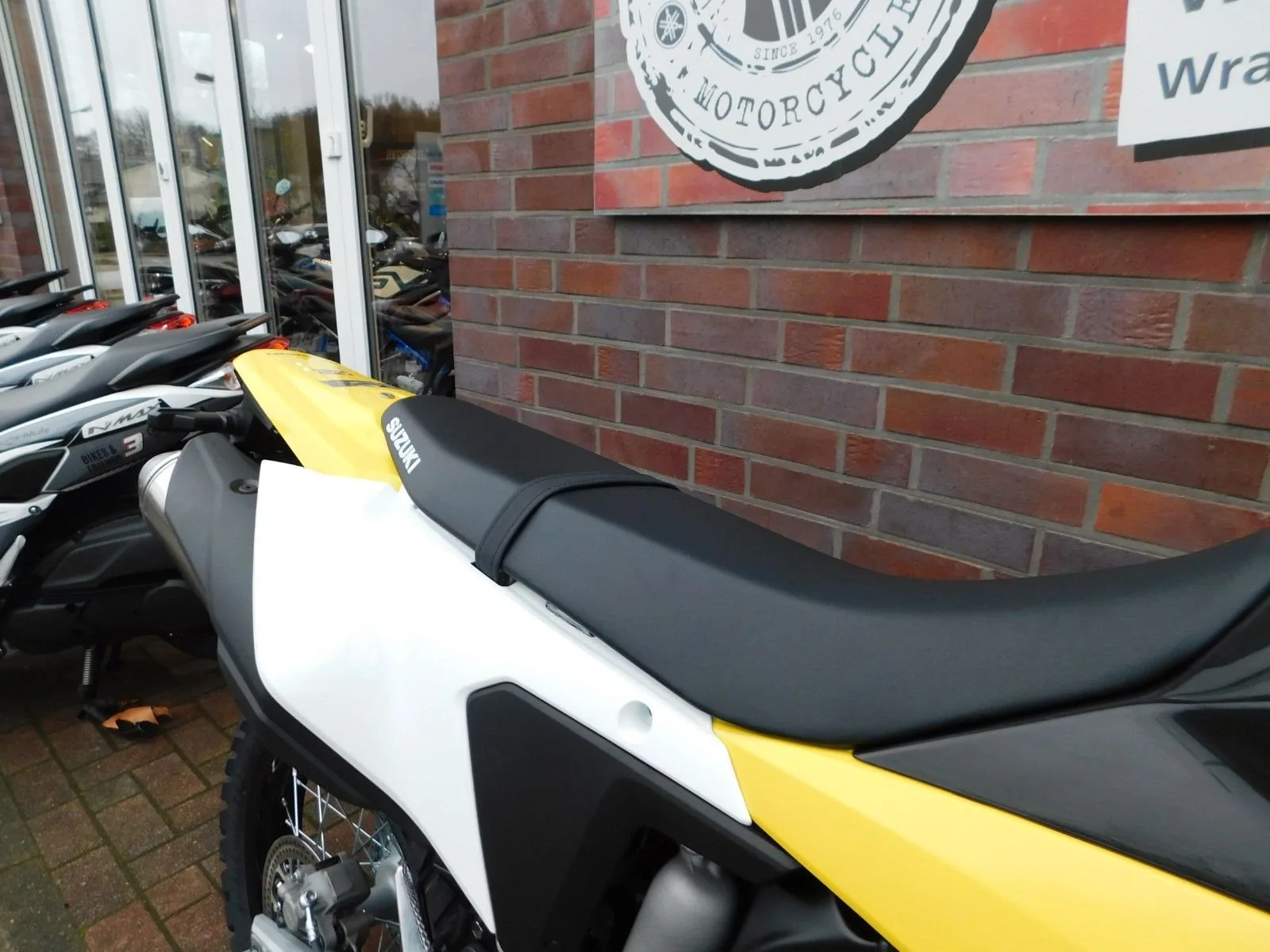 Suzuki DR-Z4S