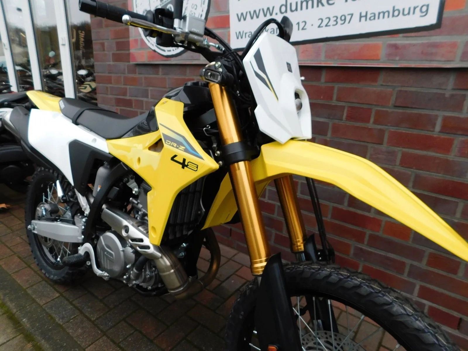 Suzuki DR-Z4S