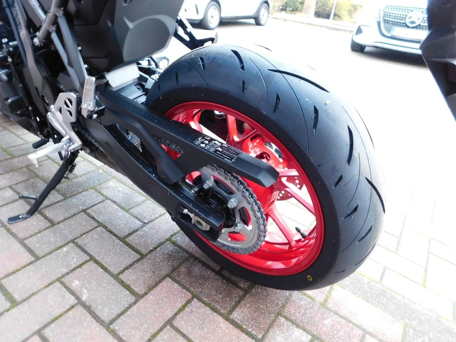 Suzuki GSX-8R