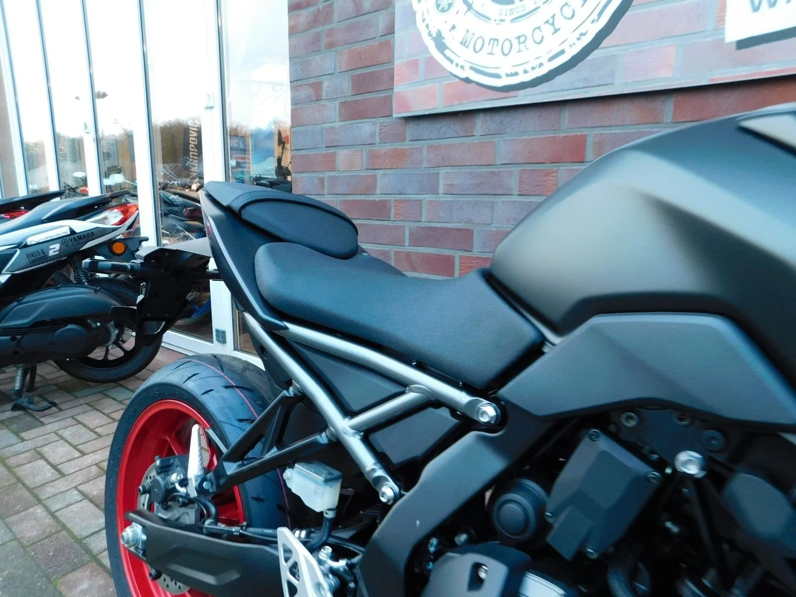 Suzuki GSX-8R