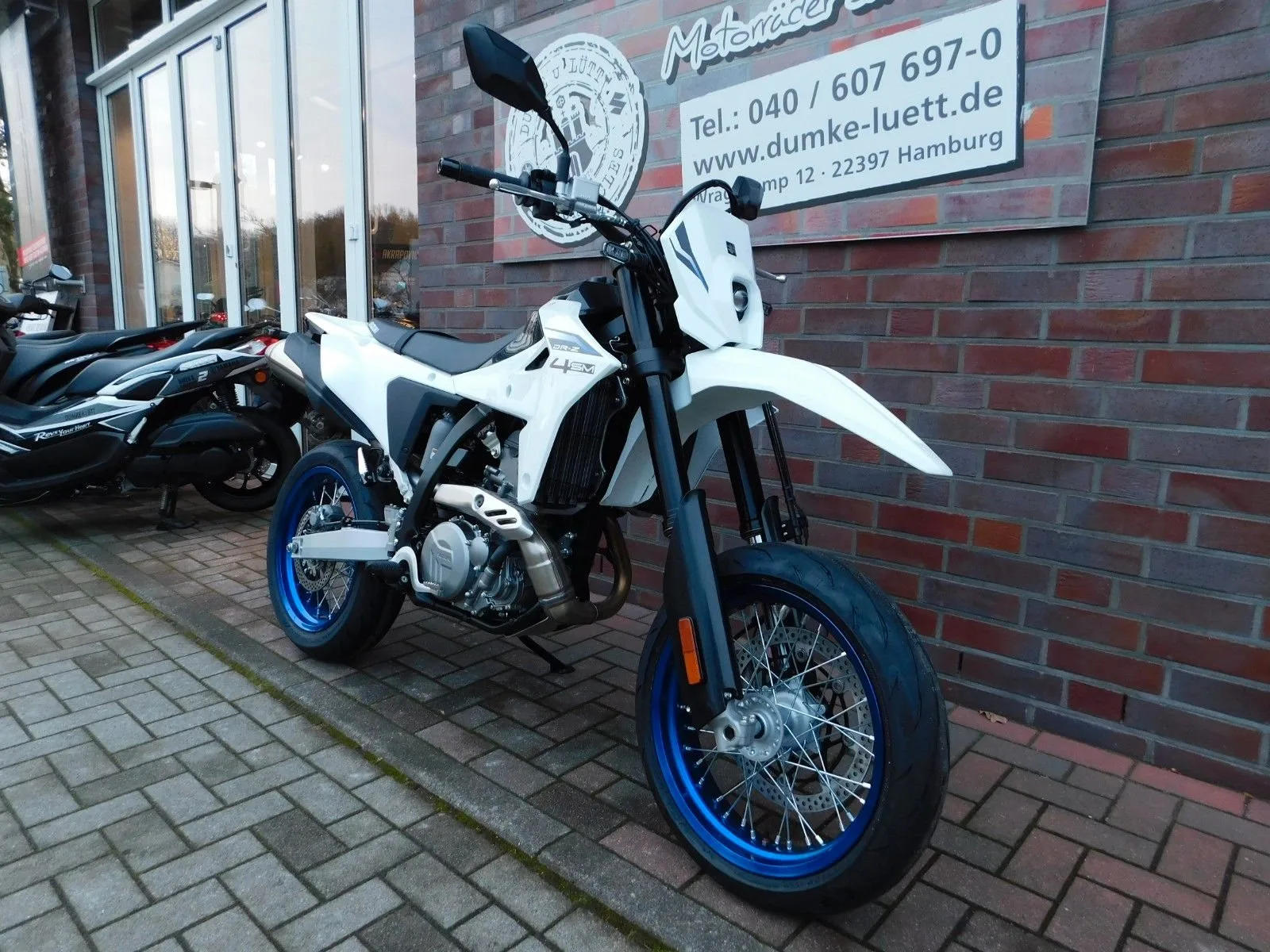 Suzuki DR-Z4SM