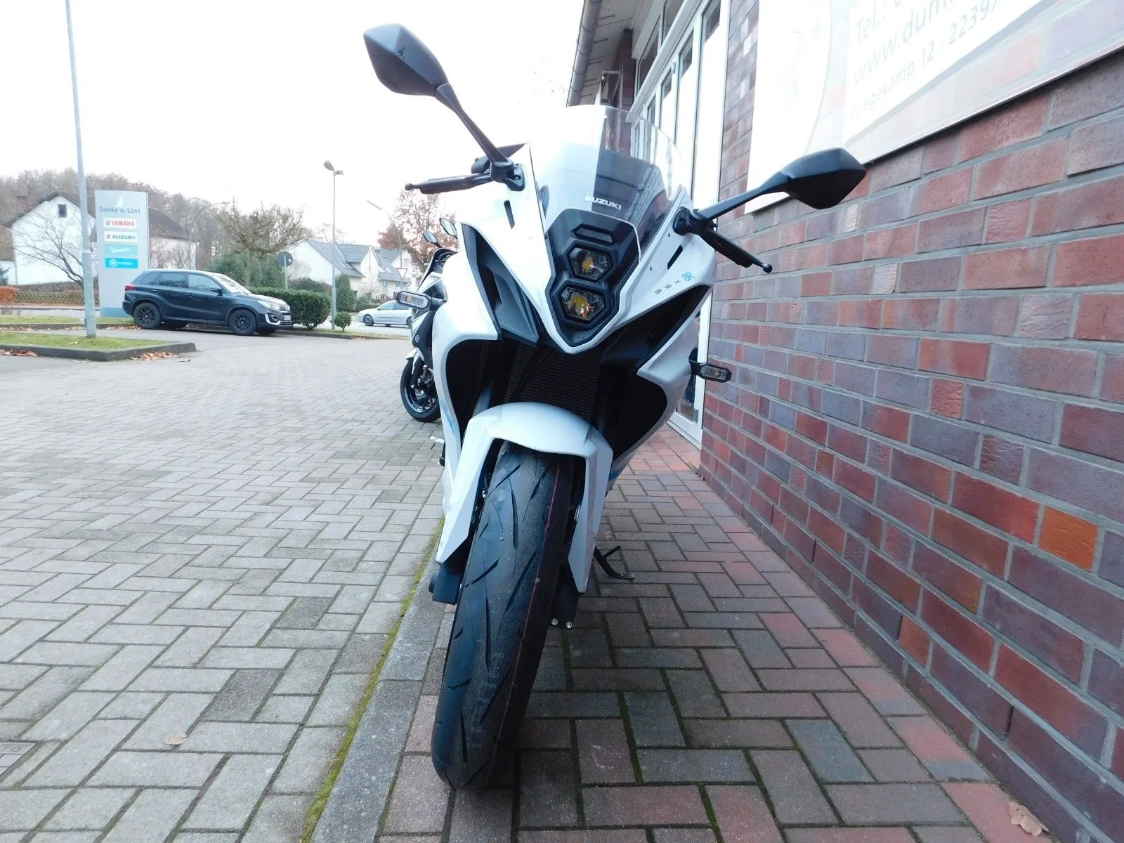 Suzuki GSX-8R