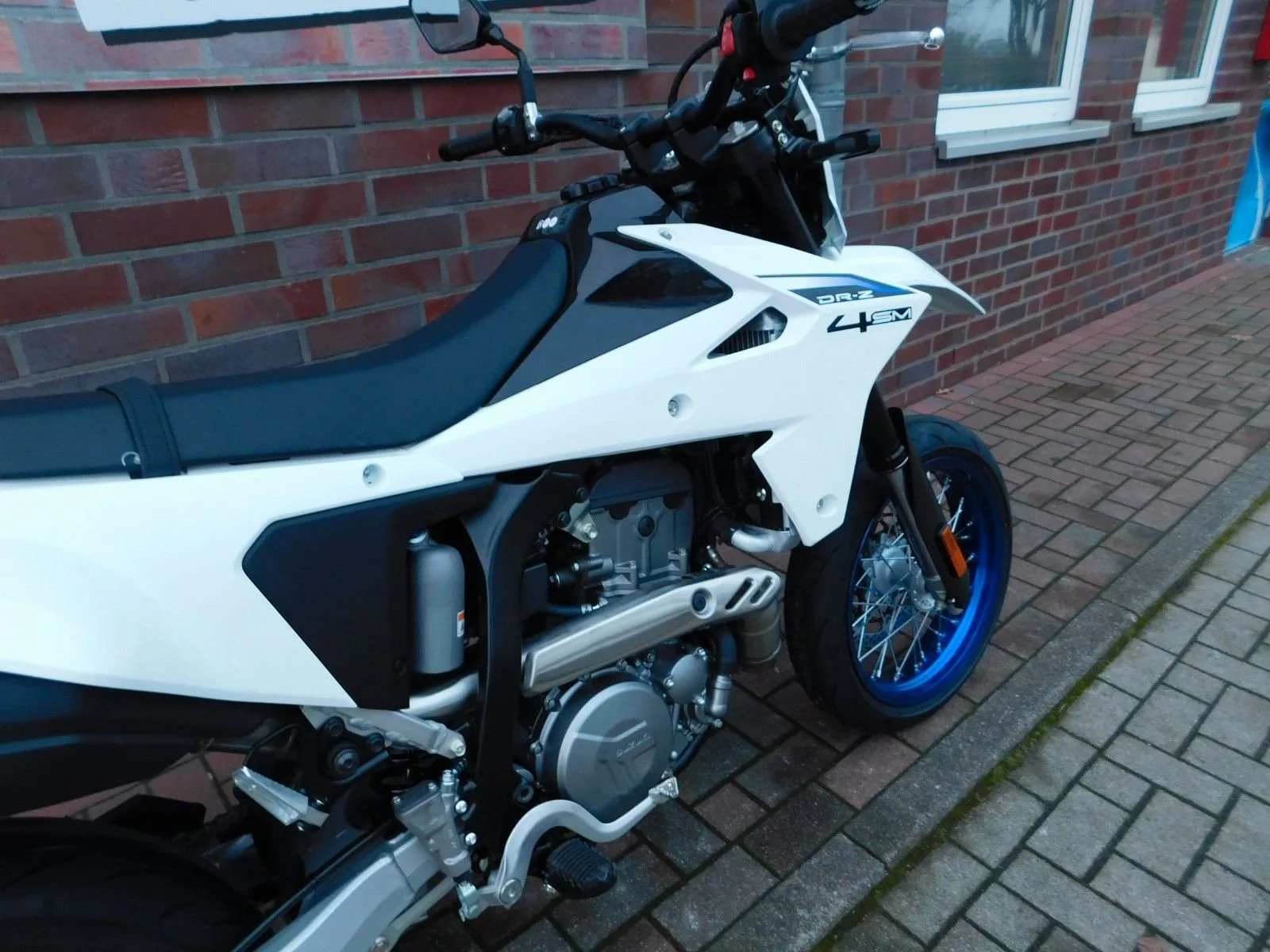Suzuki DR-Z4SM
