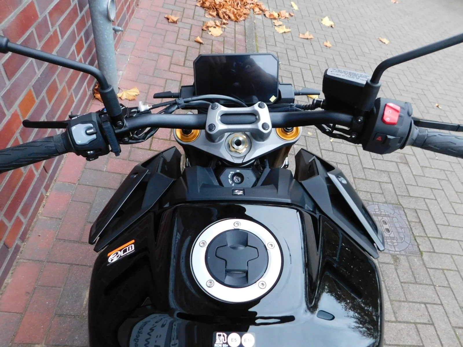 Suzuki GSX-S1000