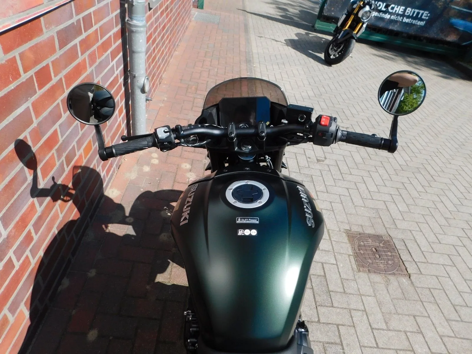 Suzuki GSX-8TT